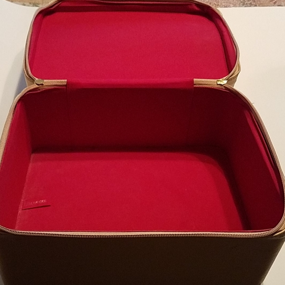 Estee Lauder Bags Estee Lauder Makeup Bag Some Use Poshmark
